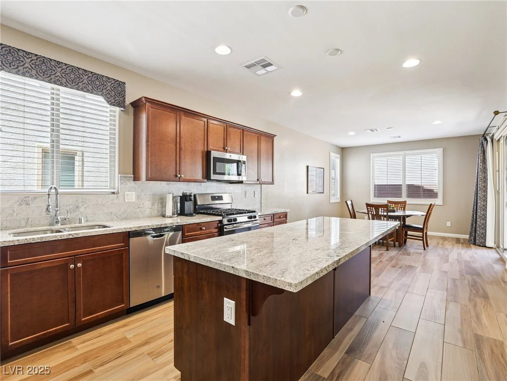 5840 Amber Mesa, Las Vegas, NV 89148