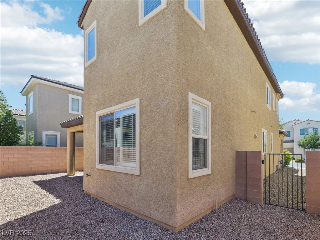 5840 Amber Mesa, Las Vegas, NV 89148