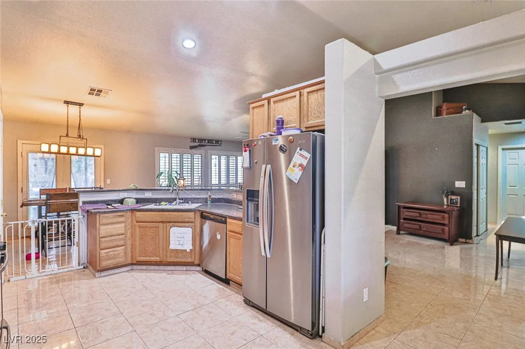 1120 El Campo Grande, North Las Vegas, NV 89081