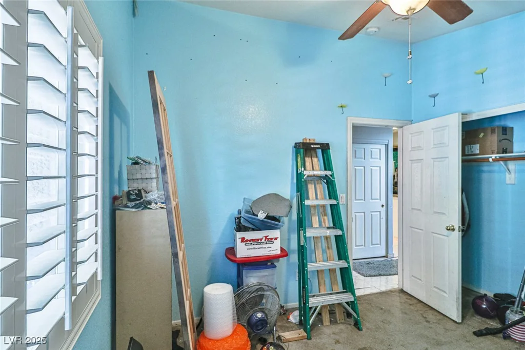 1120 El Campo Grande, North Las Vegas, NV 89081