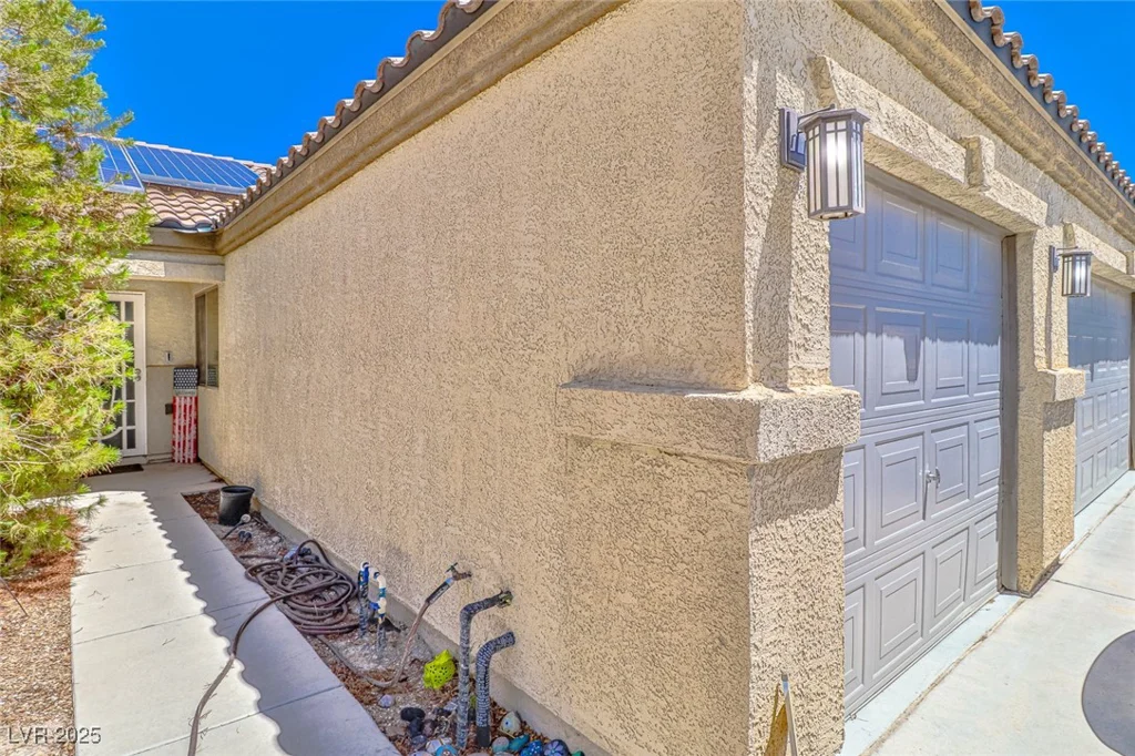 1120 El Campo Grande, North Las Vegas, NV 89081