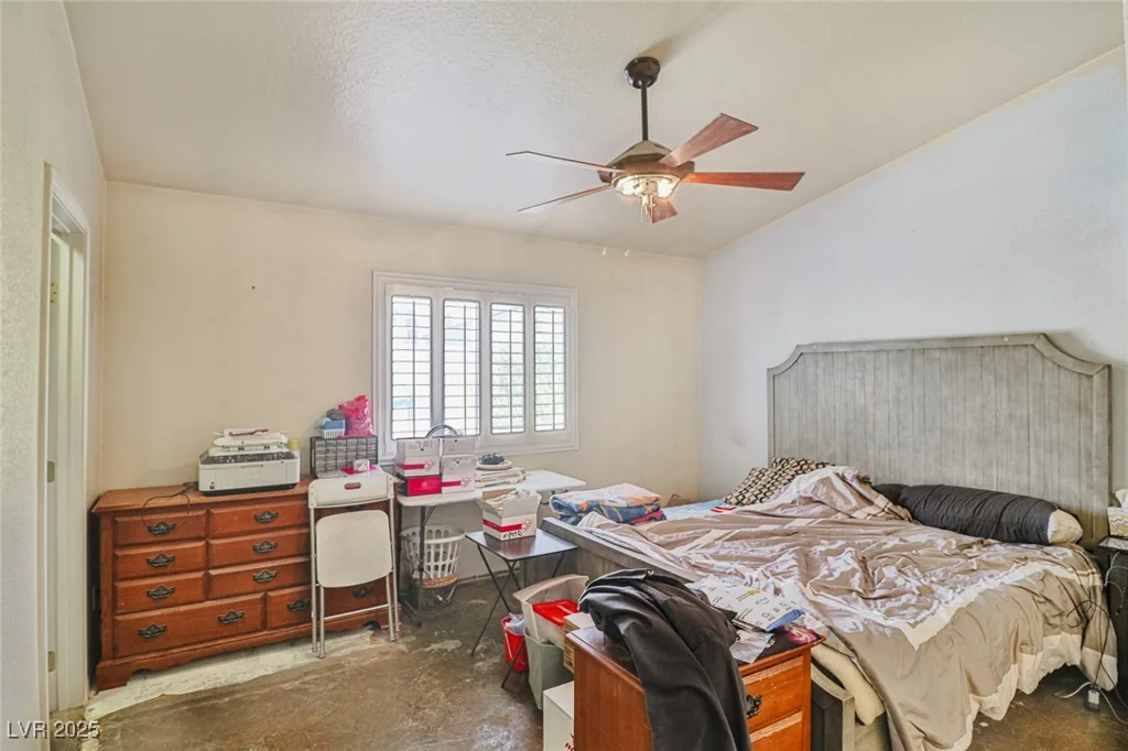 1120 El Campo Grande, North Las Vegas, NV 89081