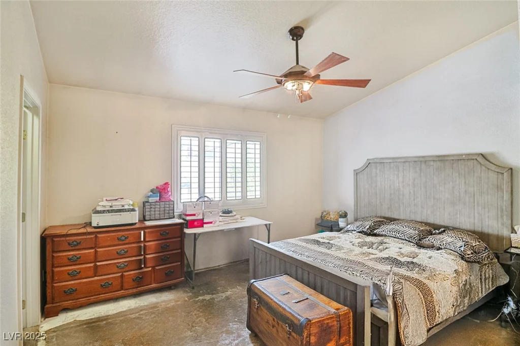1120 El Campo Grande, North Las Vegas, NV 89081