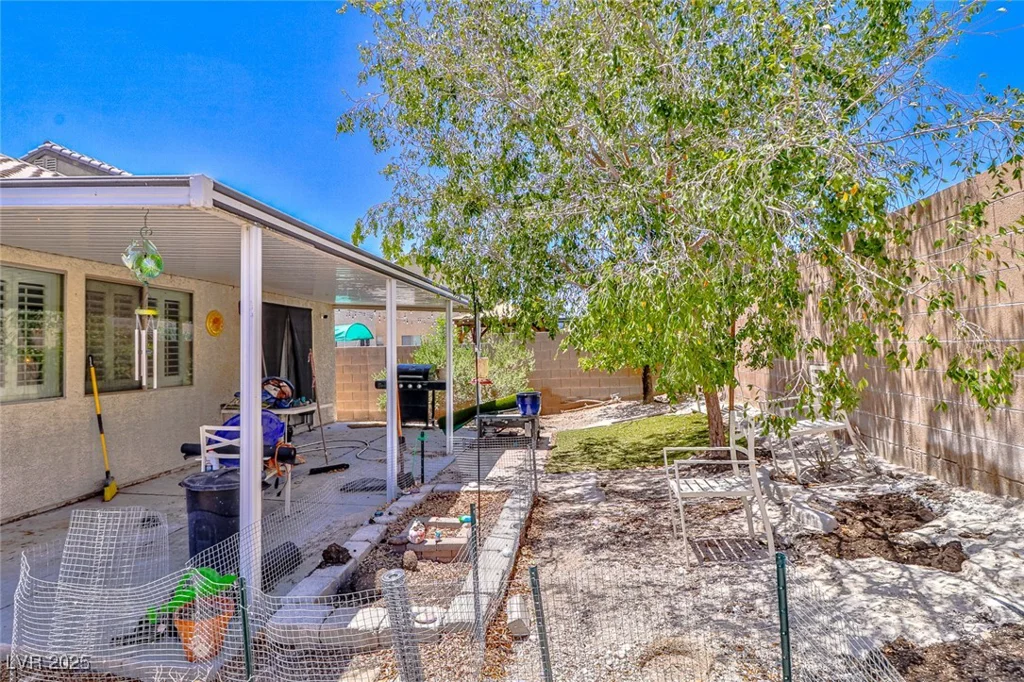 1120 El Campo Grande, North Las Vegas, NV 89081