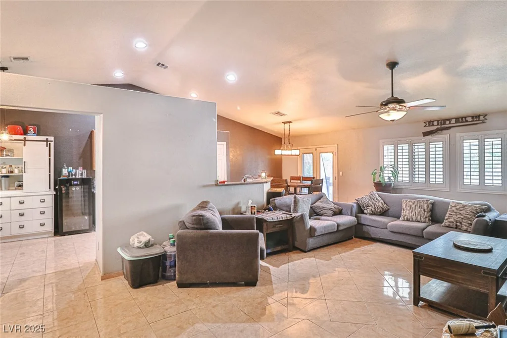 1120 El Campo Grande, North Las Vegas, NV 89081