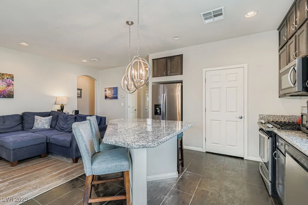 5517 Jo Rae, Las Vegas, NV 89141