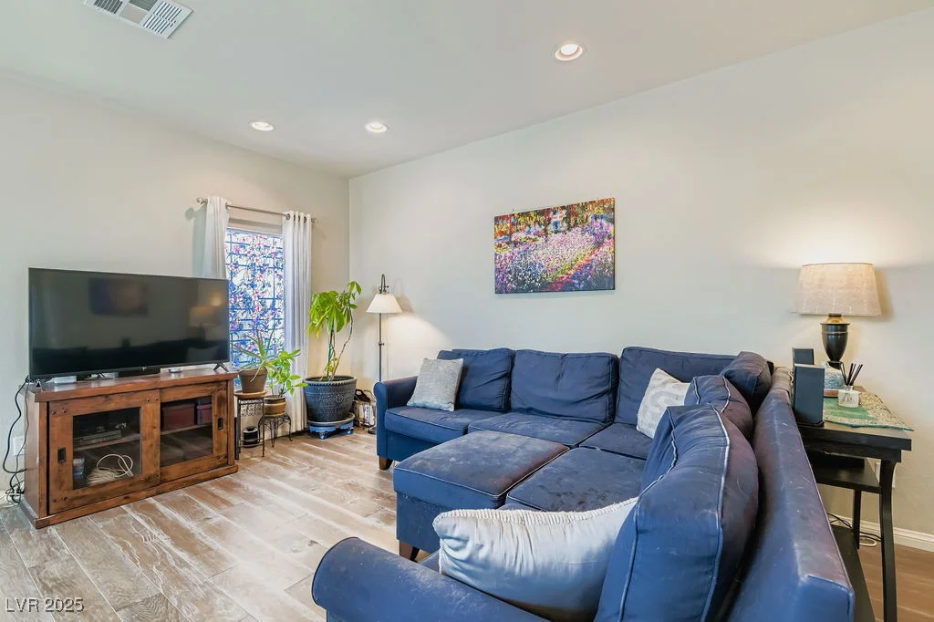 5517 Jo Rae, Las Vegas, NV 89141