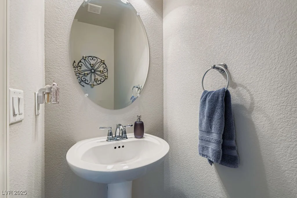5517 Jo Rae, Las Vegas, NV 89141