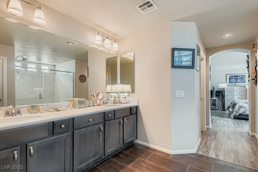 5517 Jo Rae, Las Vegas, NV 89141