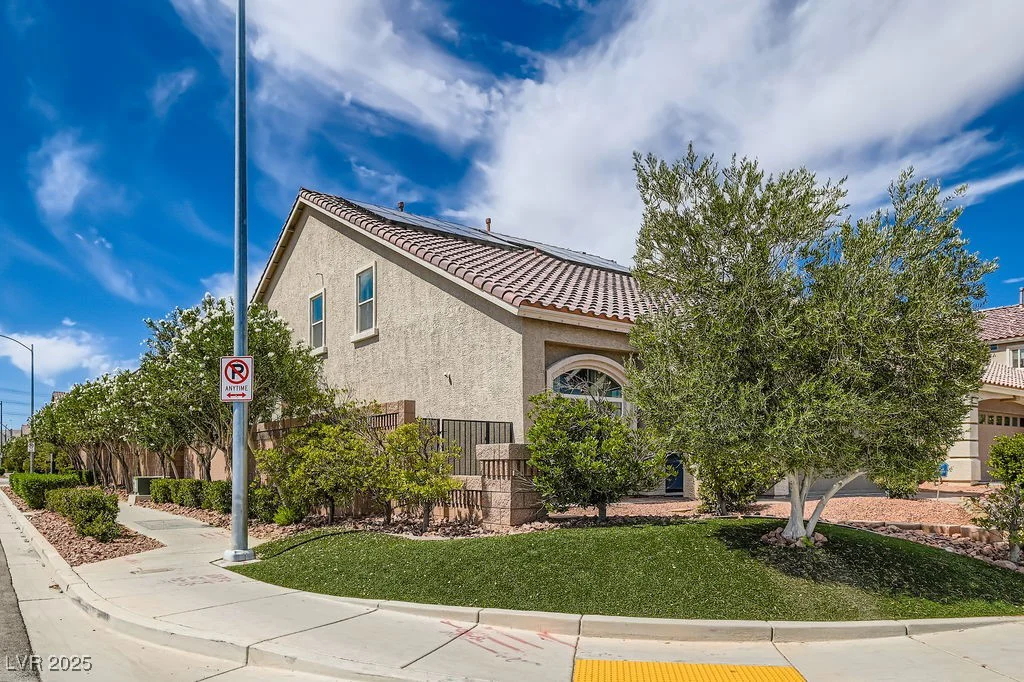 5517 Jo Rae, Las Vegas, NV 89141