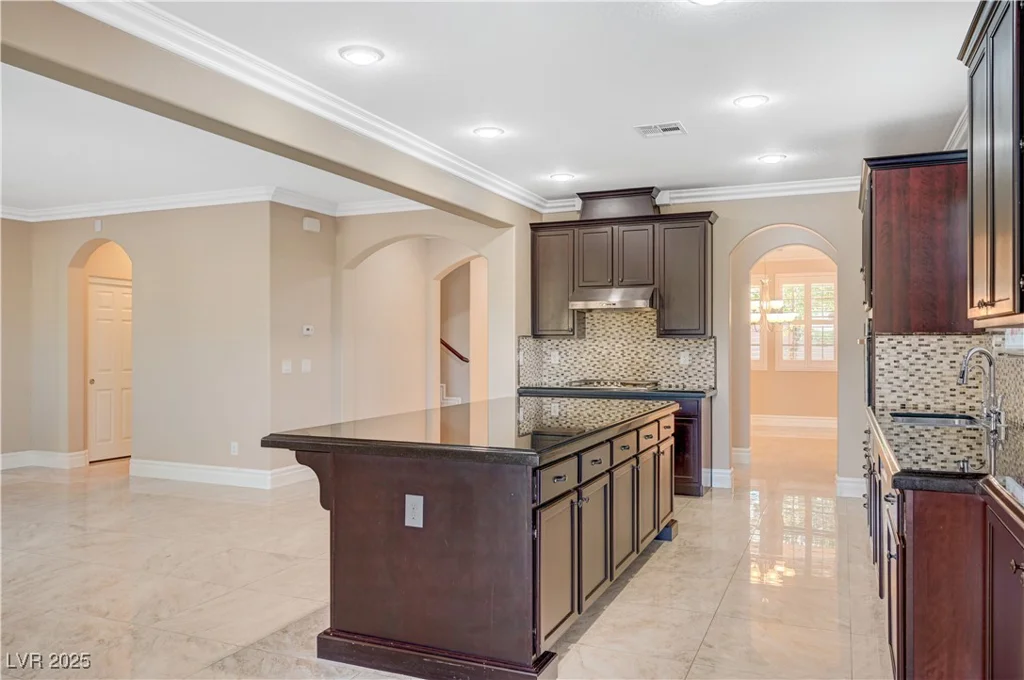 562 White Heart, Las Vegas, NV 89148