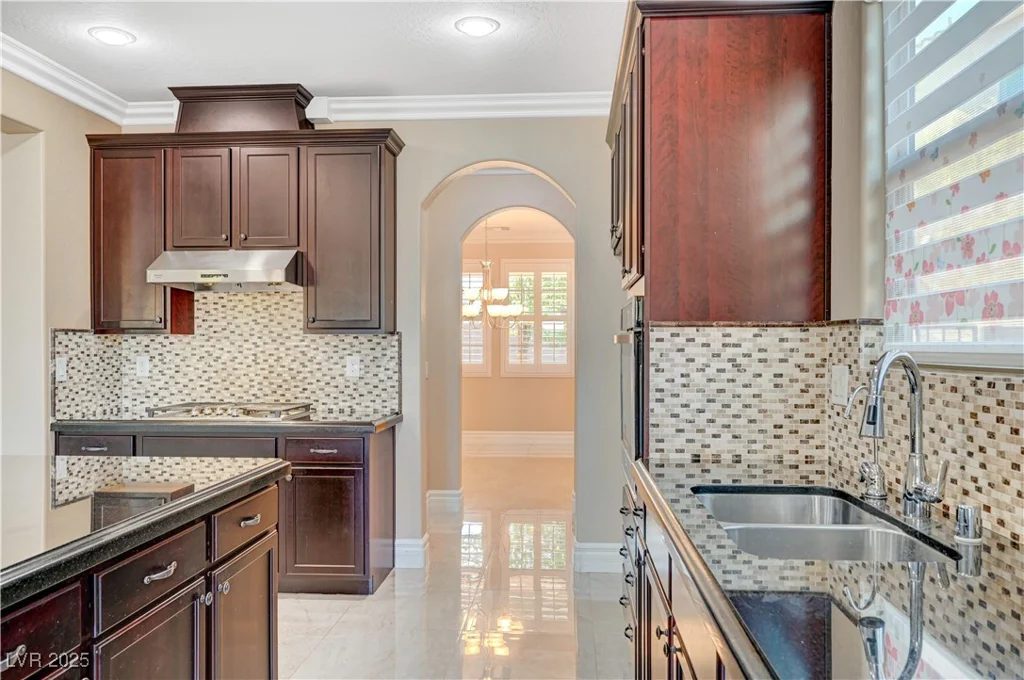 562 White Heart, Las Vegas, NV 89148