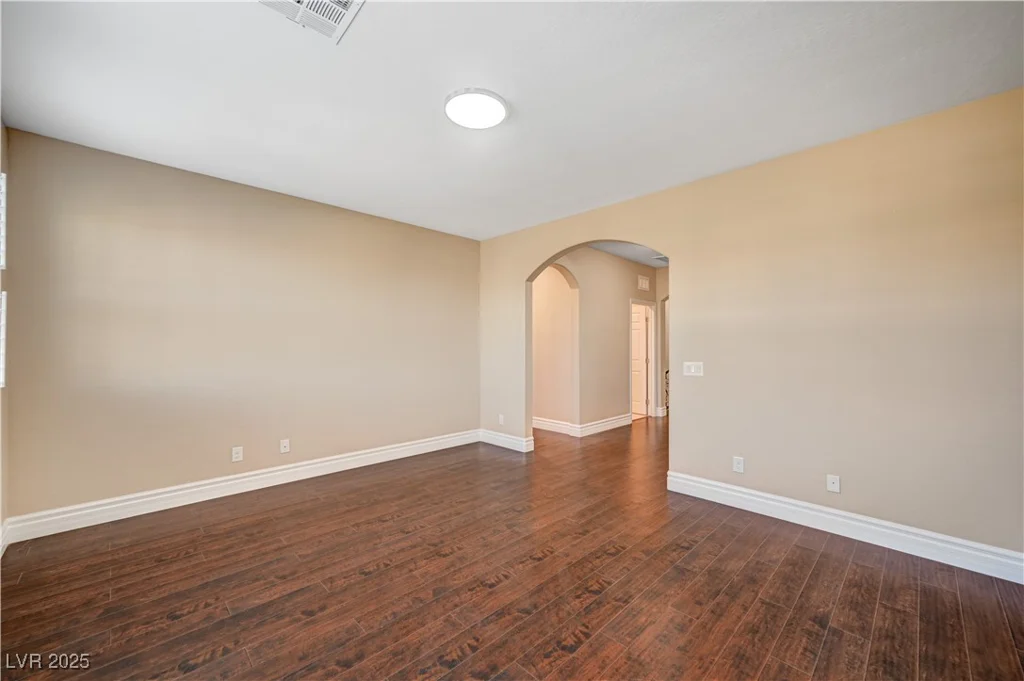 562 White Heart, Las Vegas, NV 89148