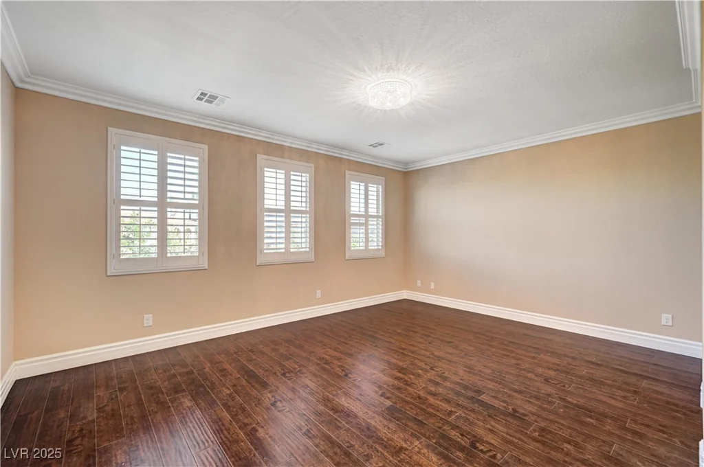 562 White Heart, Las Vegas, NV 89148