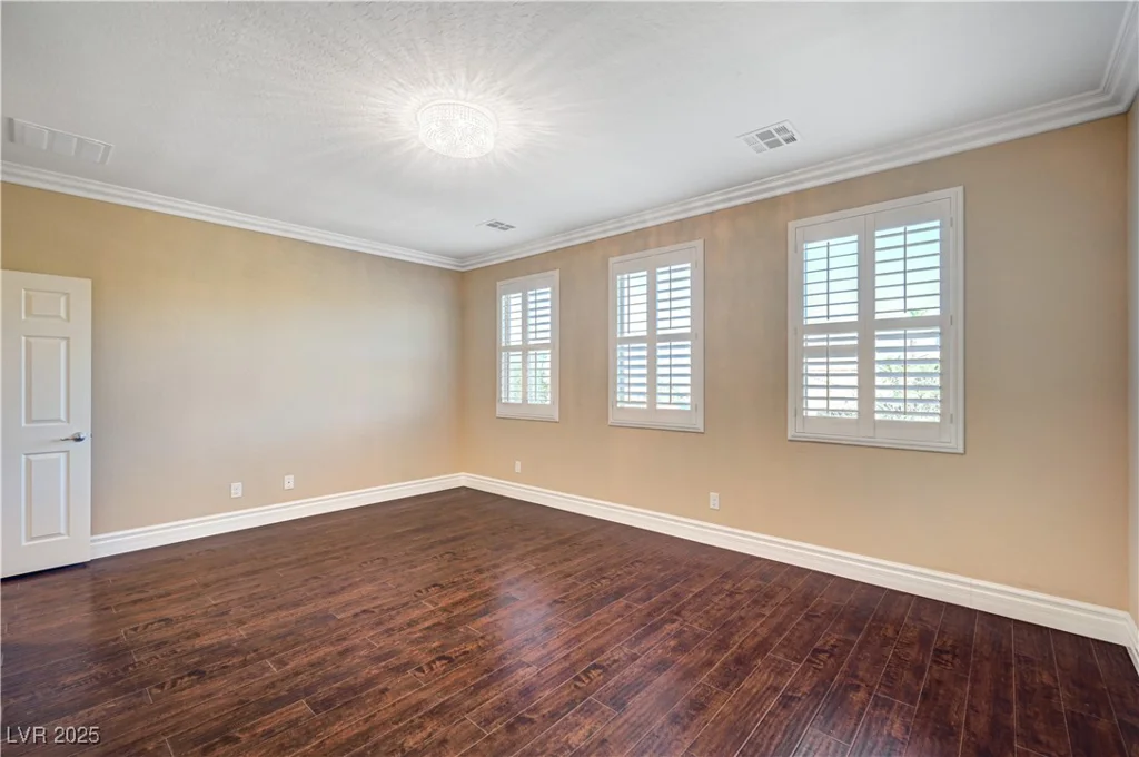562 White Heart, Las Vegas, NV 89148