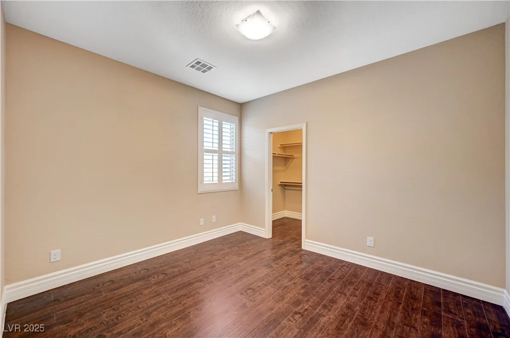 562 White Heart, Las Vegas, NV 89148