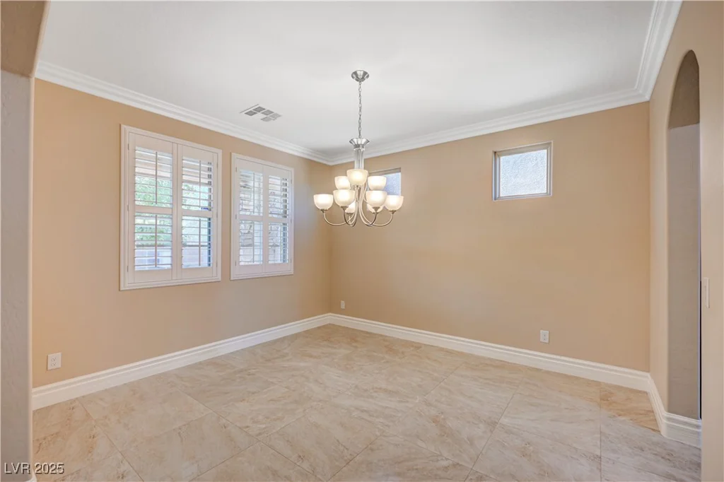 562 White Heart, Las Vegas, NV 89148