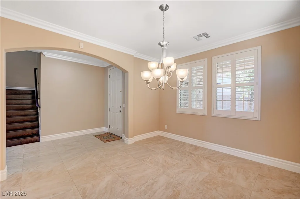 562 White Heart, Las Vegas, NV 89148