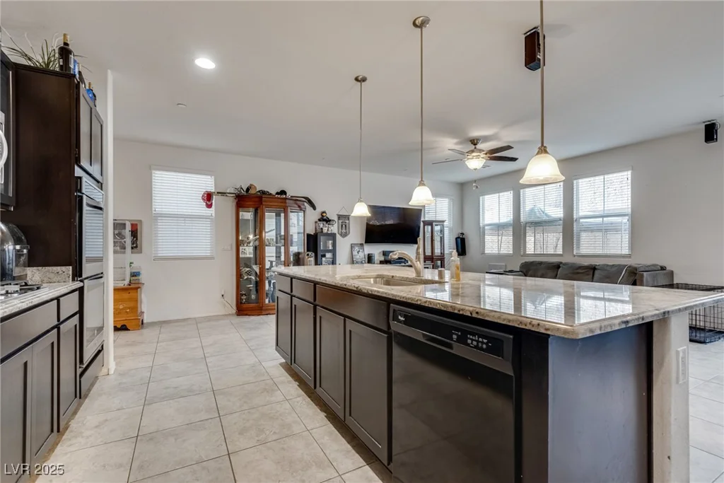 889 Harbor, Henderson, NV 89002