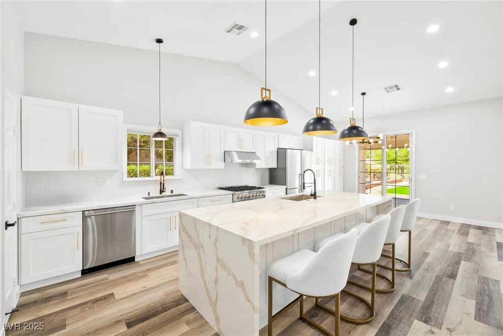 5000 Burr Oak, Las Vegas, NV 89130