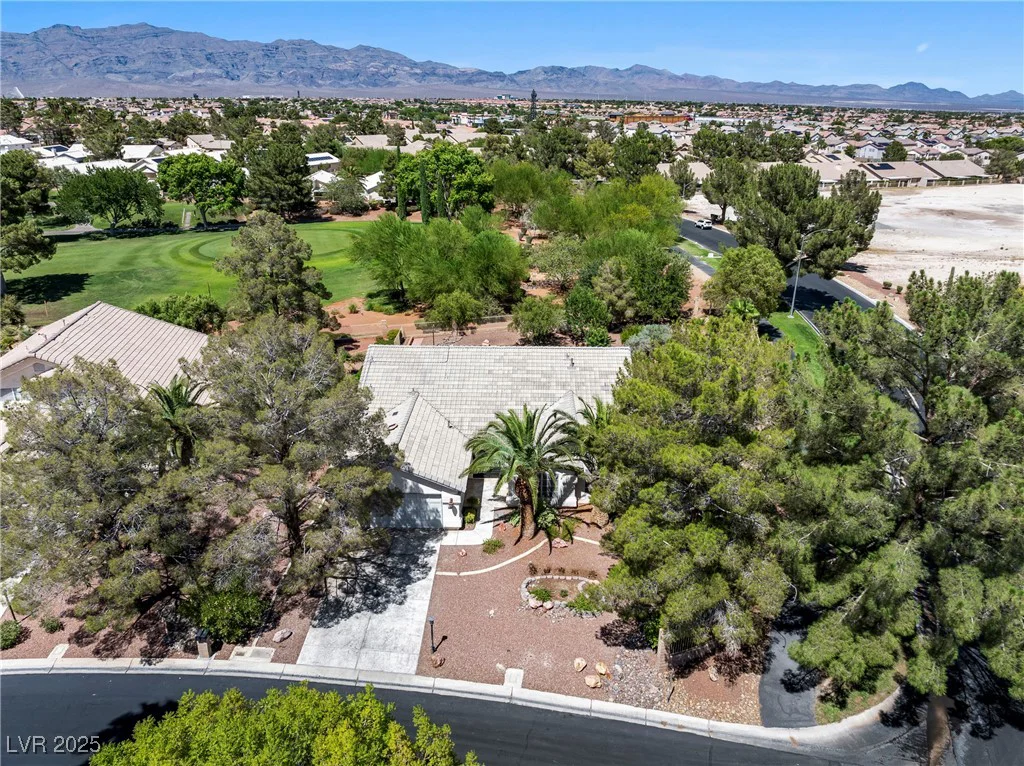 5000 Burr Oak, Las Vegas, NV 89130