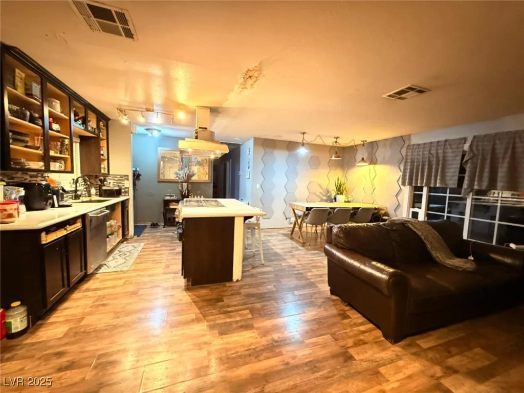 1436 Patriot, Las Vegas, NV 89110