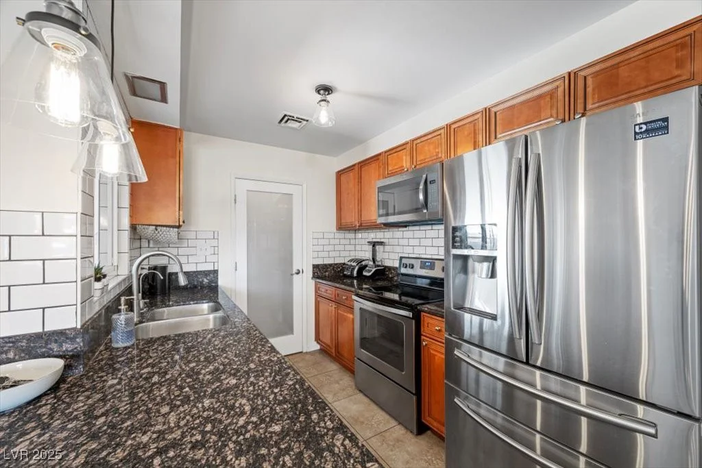 3729 Fortune, Las Vegas, NV 89107