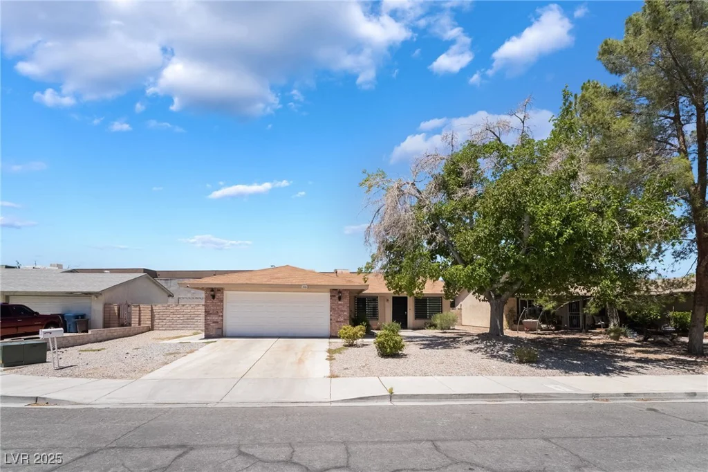 2416 Calico, Las Vegas, NV 89108
