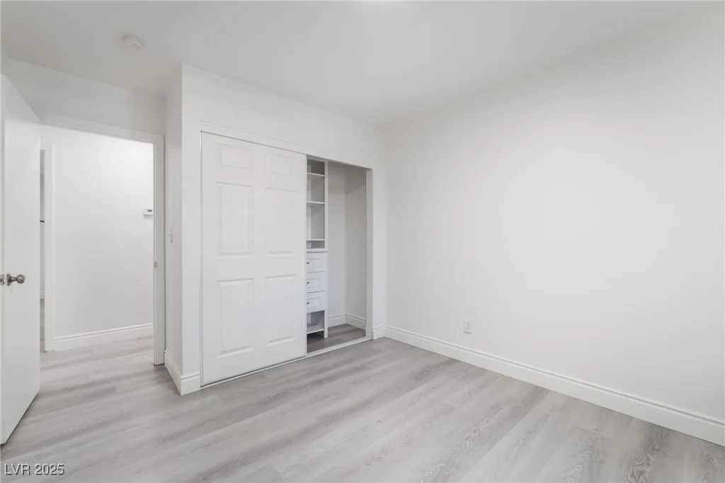 2416 Calico, Las Vegas, NV 89108