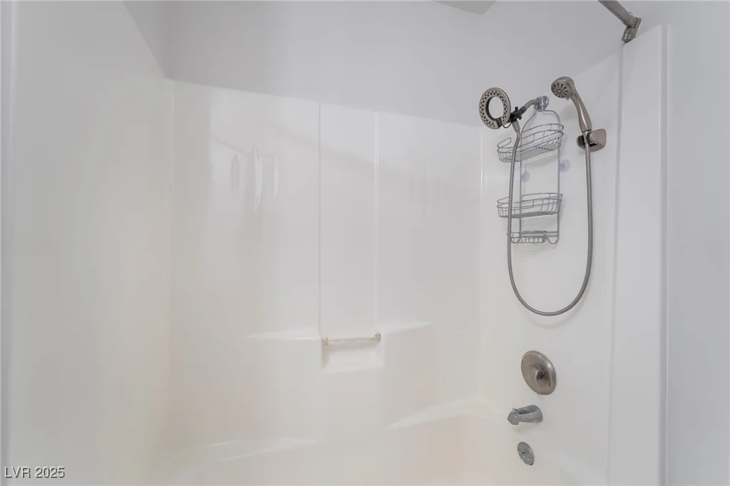 2416 Calico, Las Vegas, NV 89108