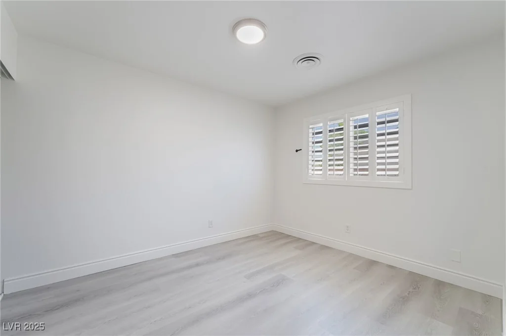 2416 Calico, Las Vegas, NV 89108