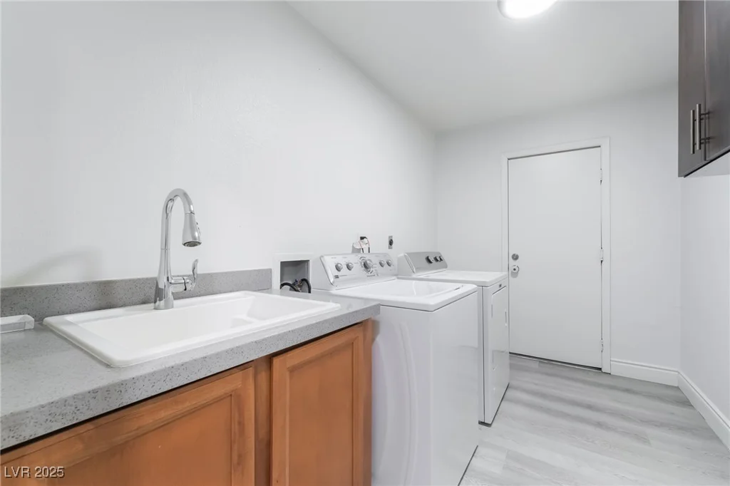 2416 Calico, Las Vegas, NV 89108