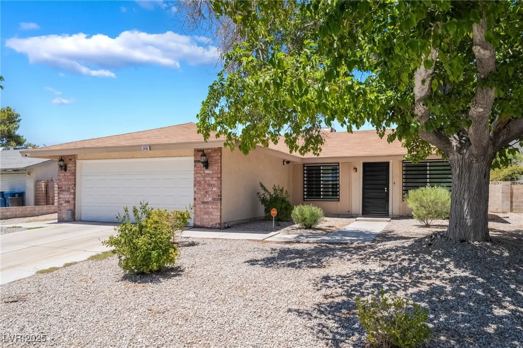 2416 Calico, Las Vegas, NV 89108