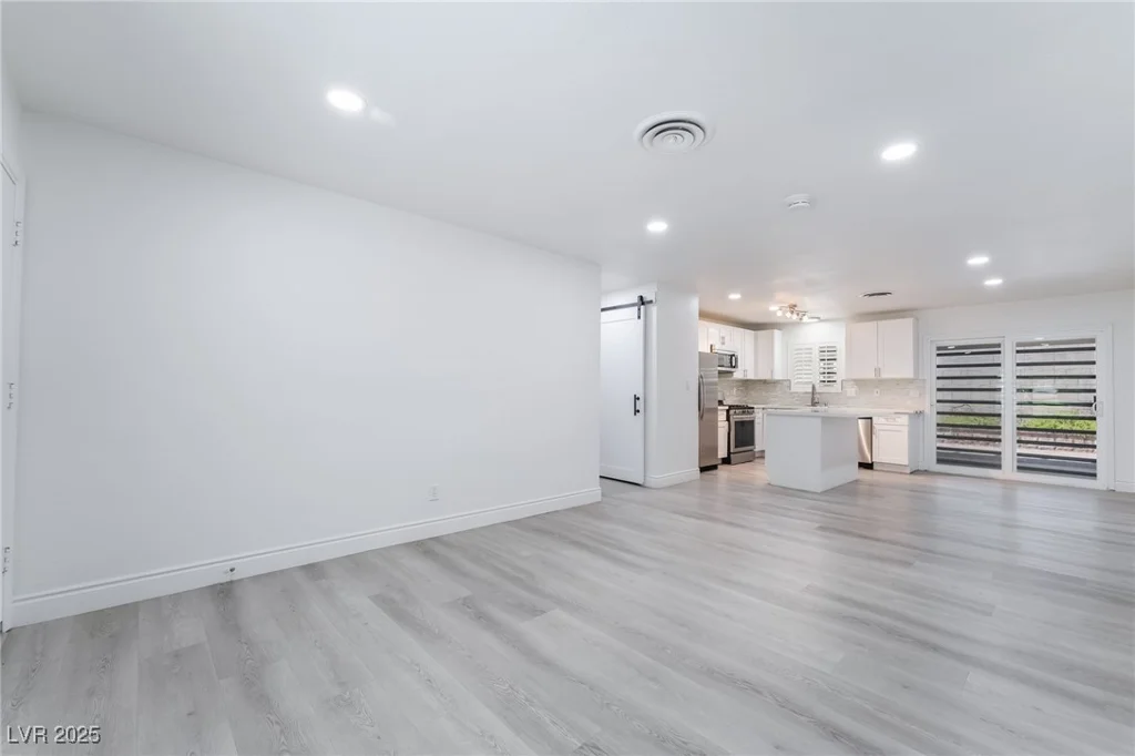2416 Calico, Las Vegas, NV 89108