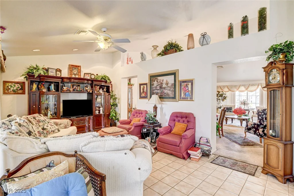 8844 Sunny Mead, Las Vegas, NV 89134