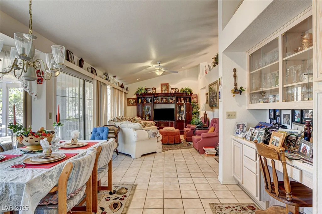 8844 Sunny Mead, Las Vegas, NV 89134