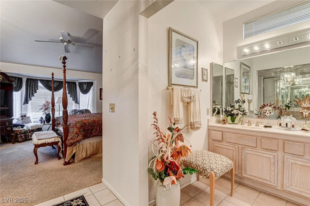 8844 Sunny Mead, Las Vegas, NV 89134