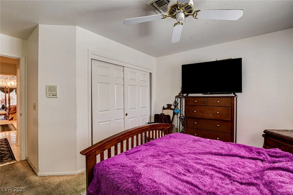 8844 Sunny Mead, Las Vegas, NV 89134