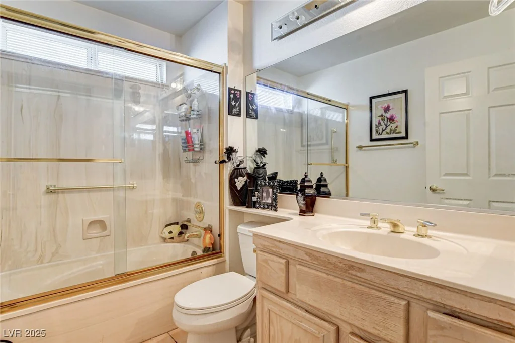 8844 Sunny Mead, Las Vegas, NV 89134