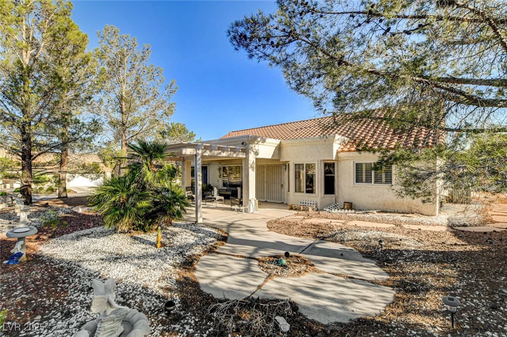 8844 Sunny Mead, Las Vegas, NV 89134