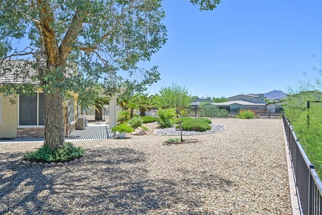 2212 Stony Prairie, Henderson, NV 89052