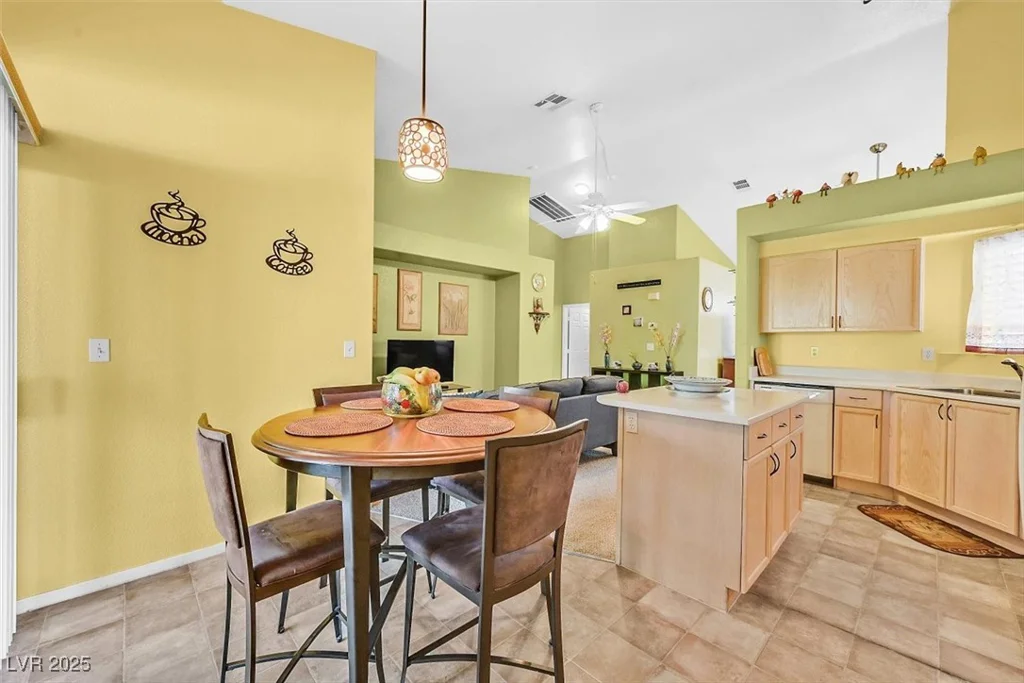 3430 Golden Sage, North Las Vegas, NV 89032