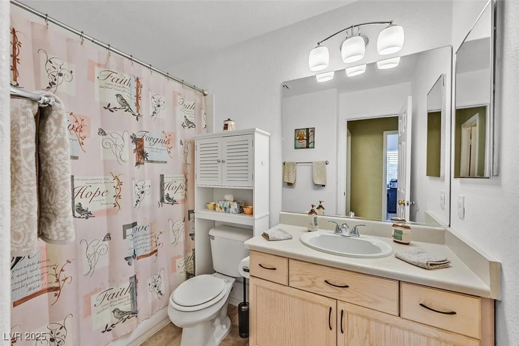 3430 Golden Sage, North Las Vegas, NV 89032