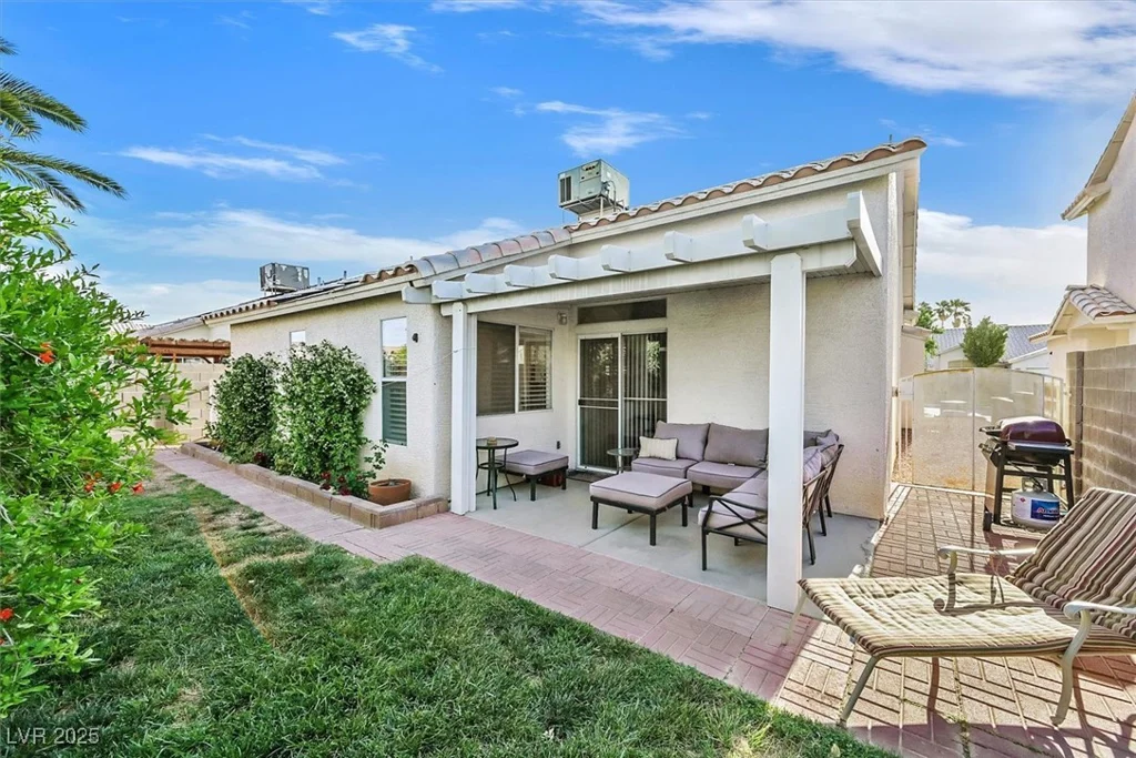 3430 Golden Sage, North Las Vegas, NV 89032