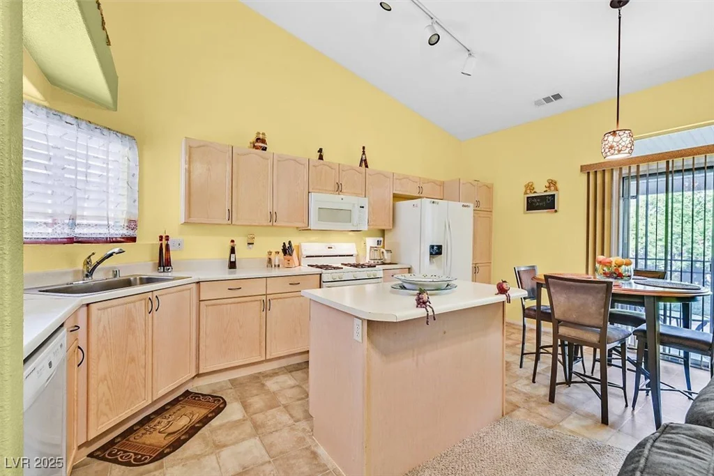 3430 Golden Sage, North Las Vegas, NV 89032