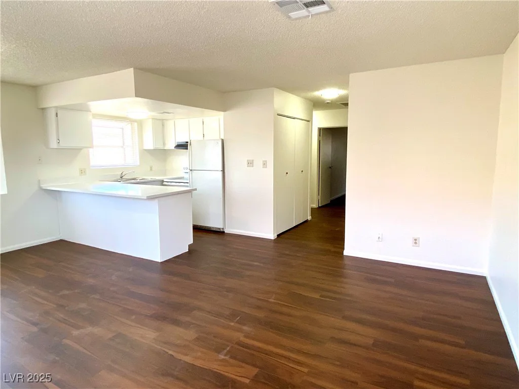 5323 Mancos, Las Vegas, NV 89119