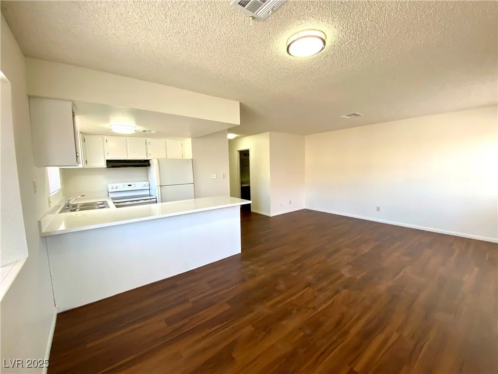 5323 Mancos, Las Vegas, NV 89119
