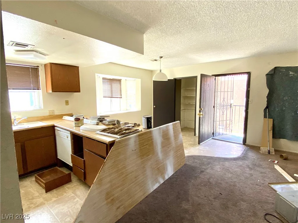 5323 Mancos, Las Vegas, NV 89119
