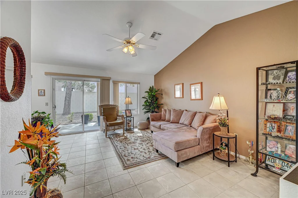 8657 Prairie Hill, Las Vegas, NV 89134