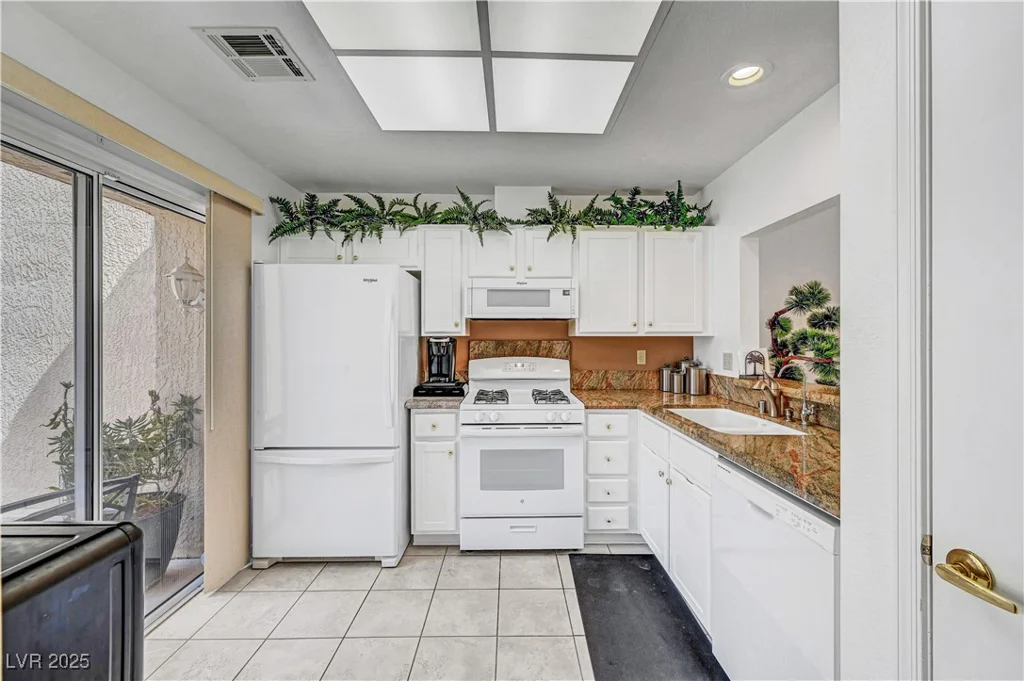 8657 Prairie Hill, Las Vegas, NV 89134